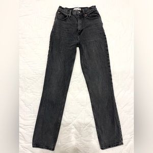 Abercrombie & Fitch 90’s Straight Ultra High Rise - 24 x 30.5